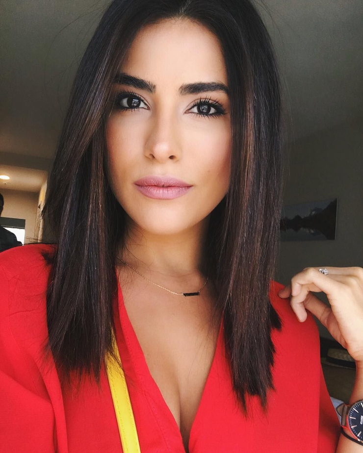 Sazan Hendrix