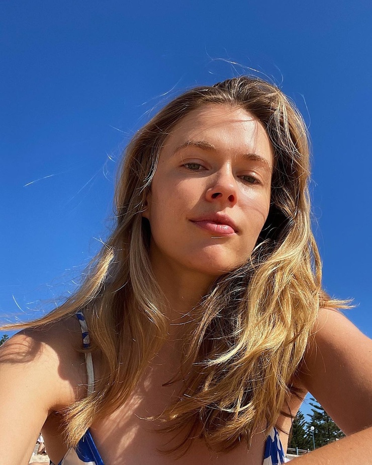 Victoria Lee