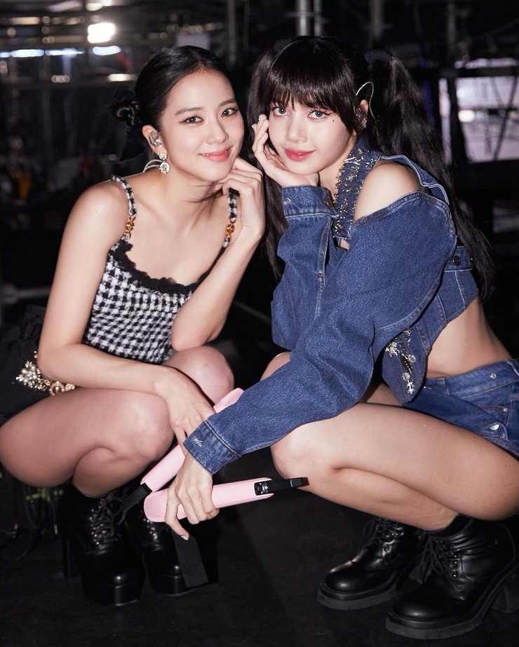 Black Pink