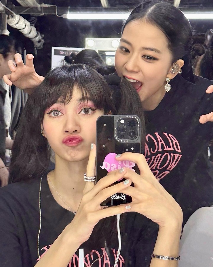 Black Pink