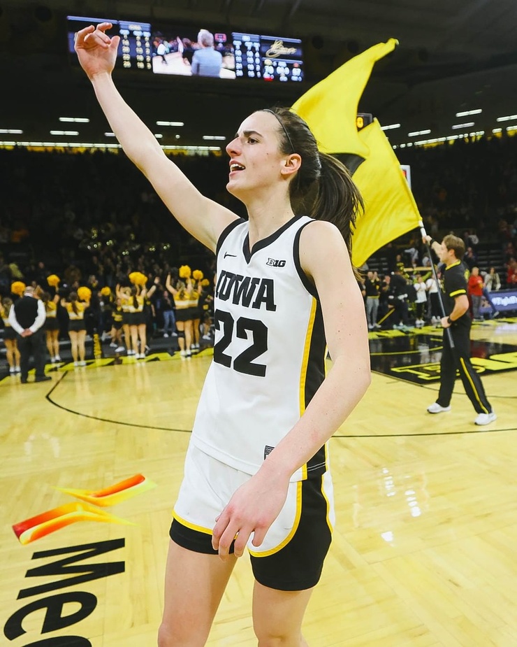 Caitlin Clark (ii)