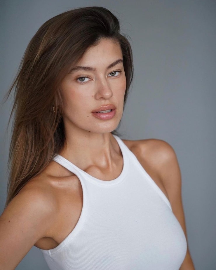 Veronika Istomina Veronika Istomina