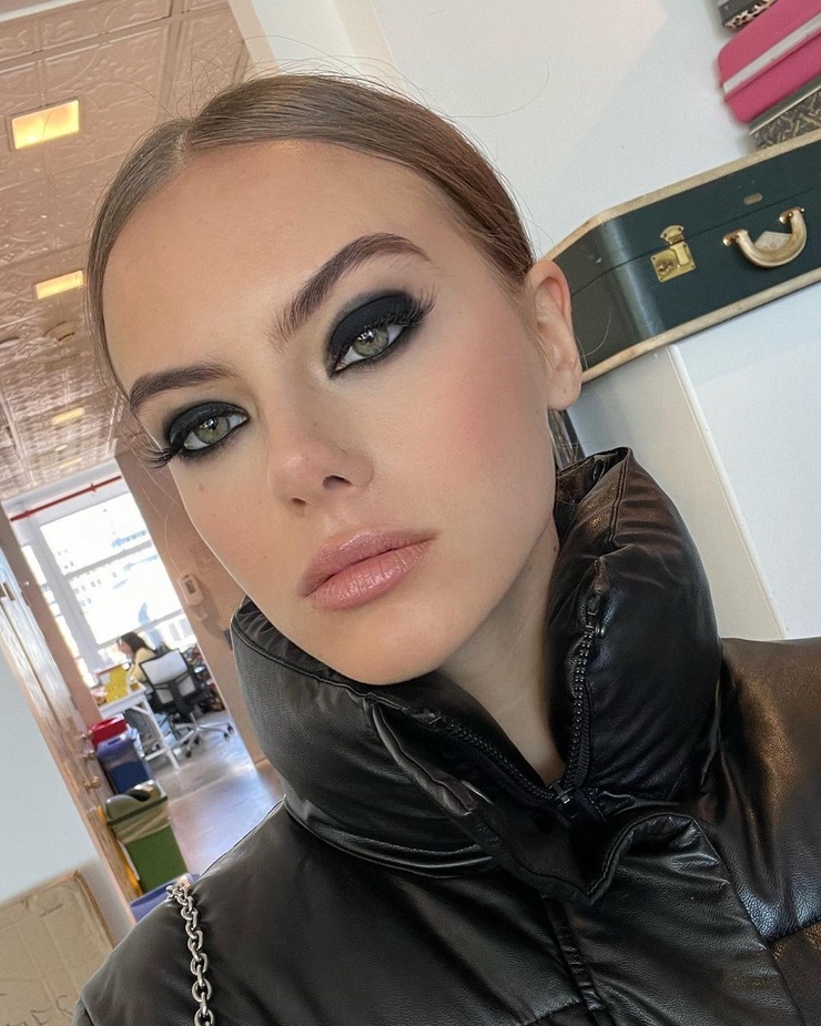 Kate Demianova Kate Demianova