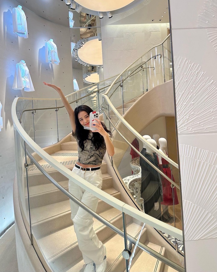 Kim Jisoo
