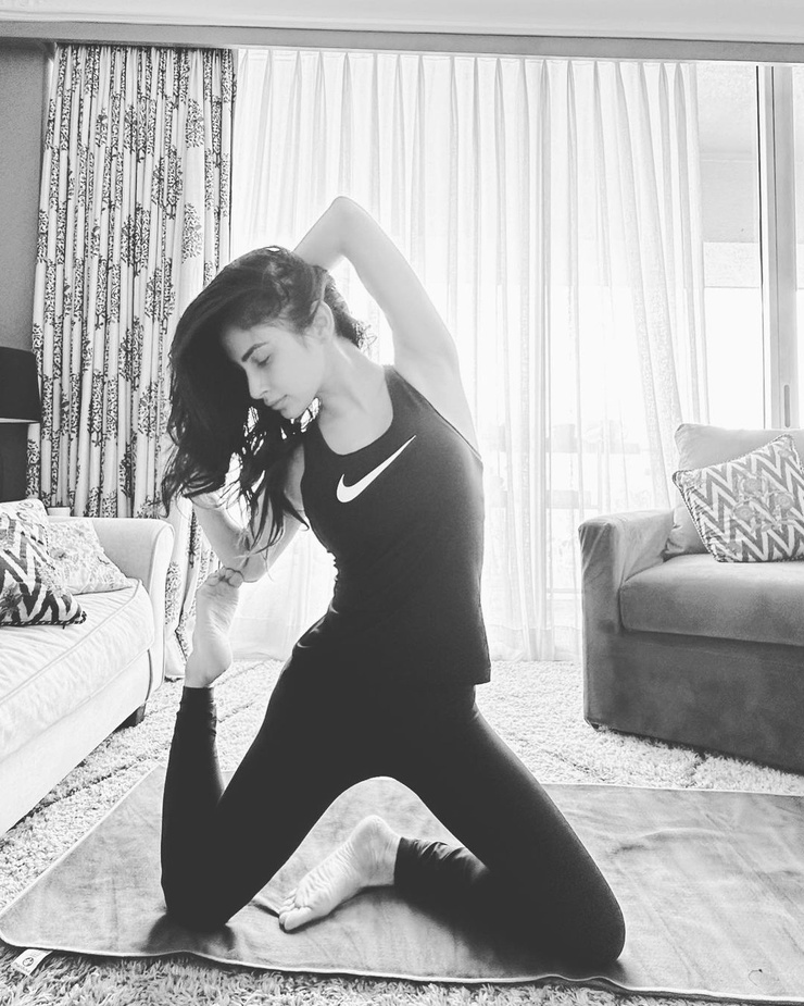 Mouni Roy