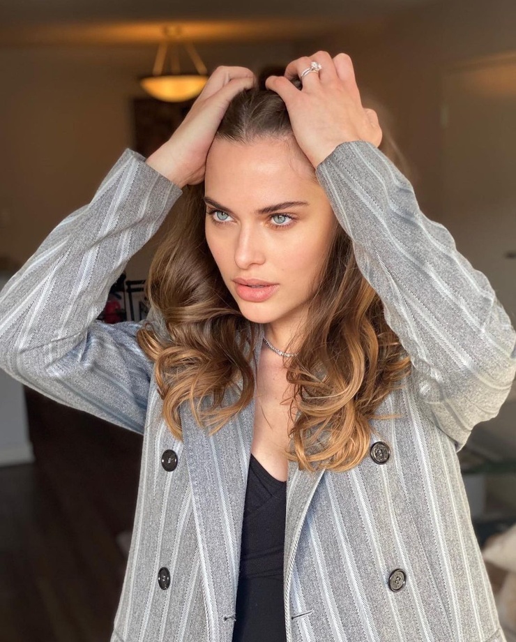 Lana Zakocela Lana Zakocela
