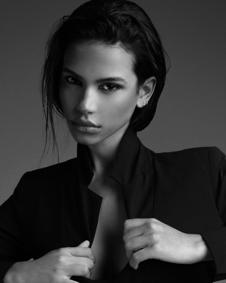 Isadora Pereira