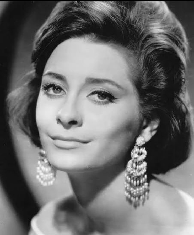 Elizabeth Ashley