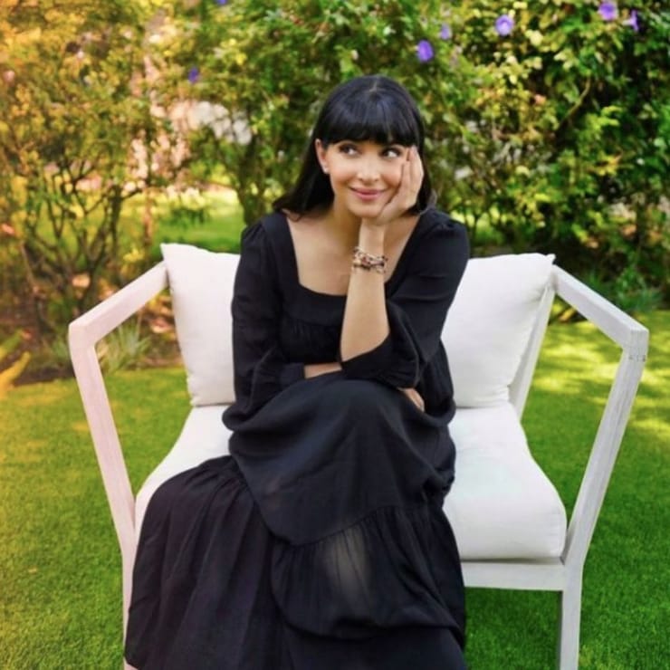 Hannah Simone
