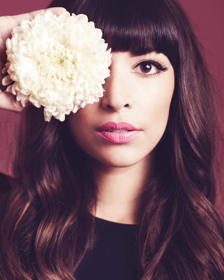 Hannah Simone