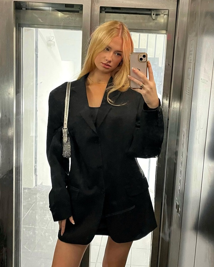 Emma Woe