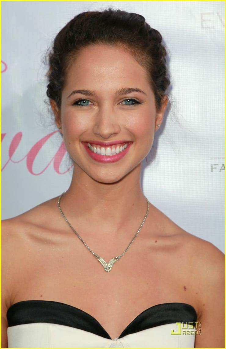 Maiara Walsh Maiara Walsh