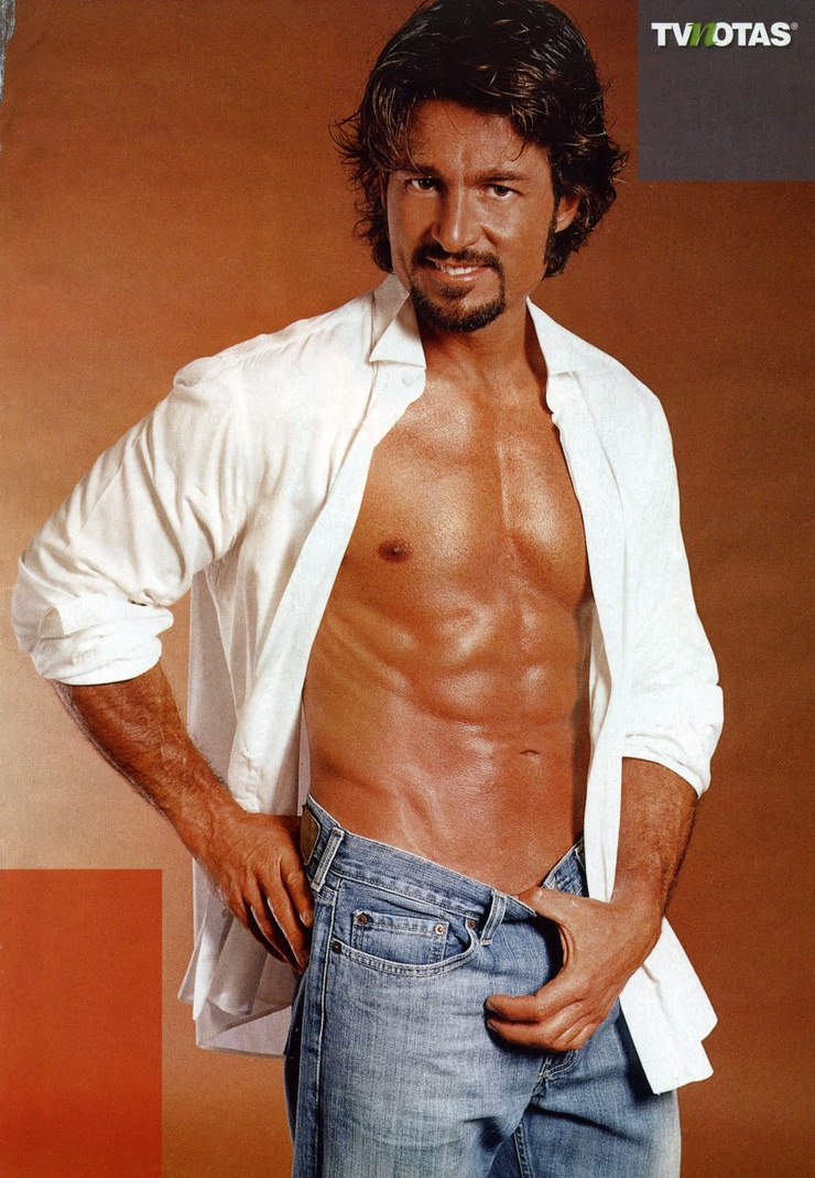 Fernando Colunga