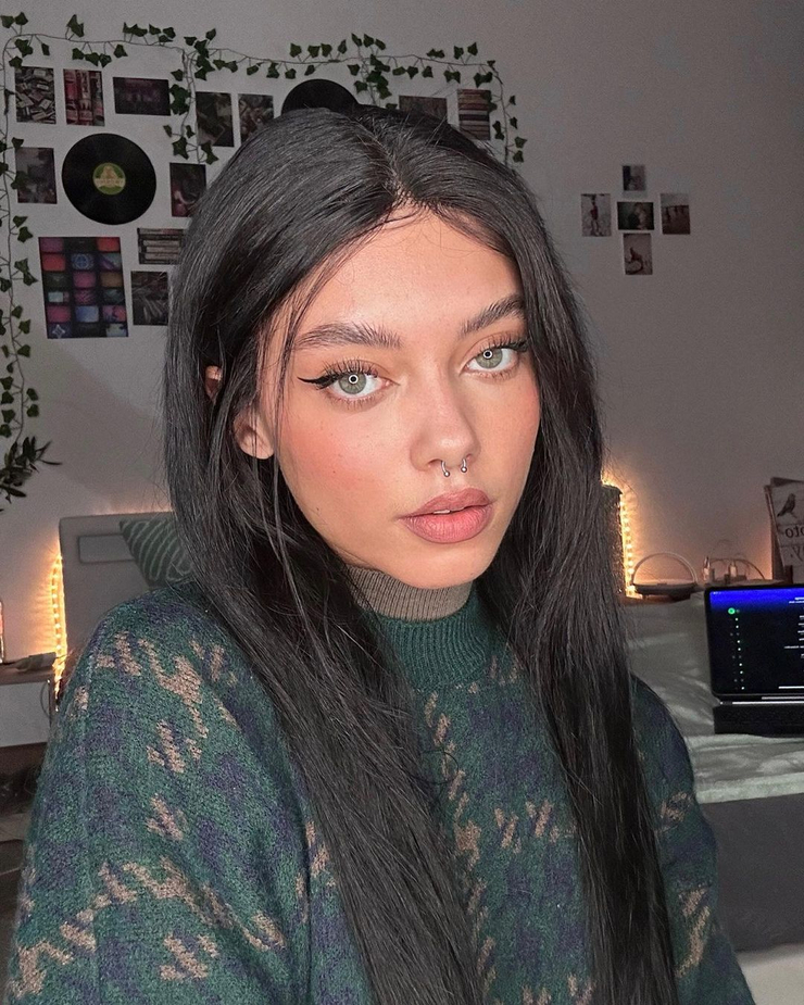 Michéle Winchester