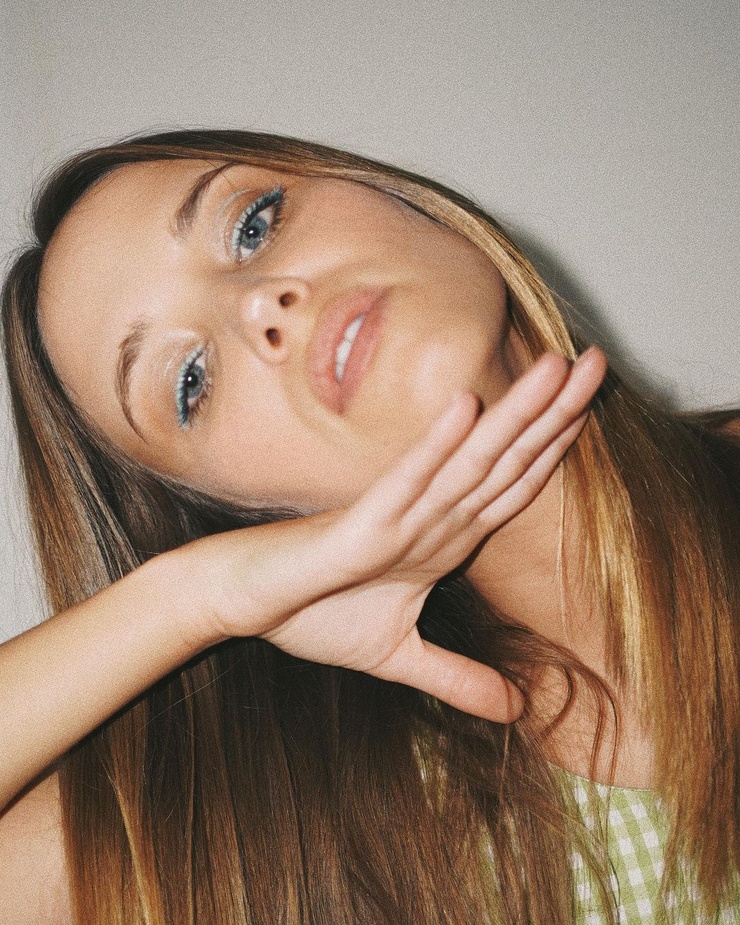 Agathe Teyssier (model) Agathe Teyssier (model)