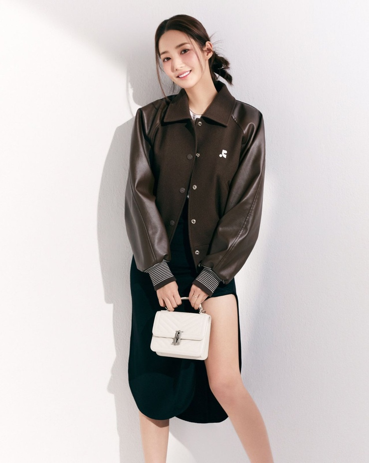 Min-Young Park Min-Young Park