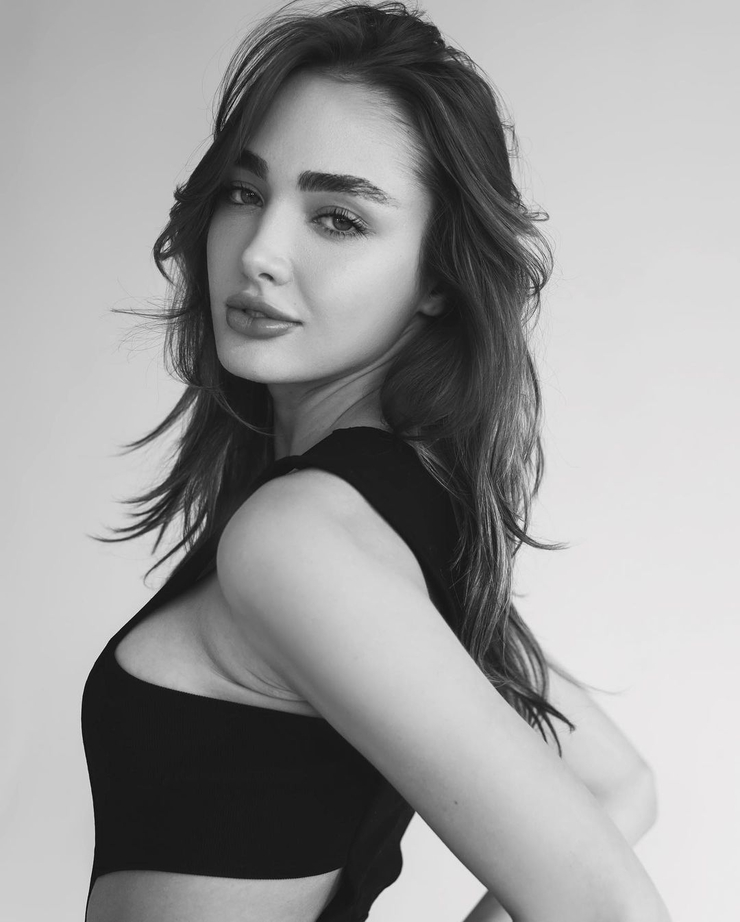 Leila Bauer