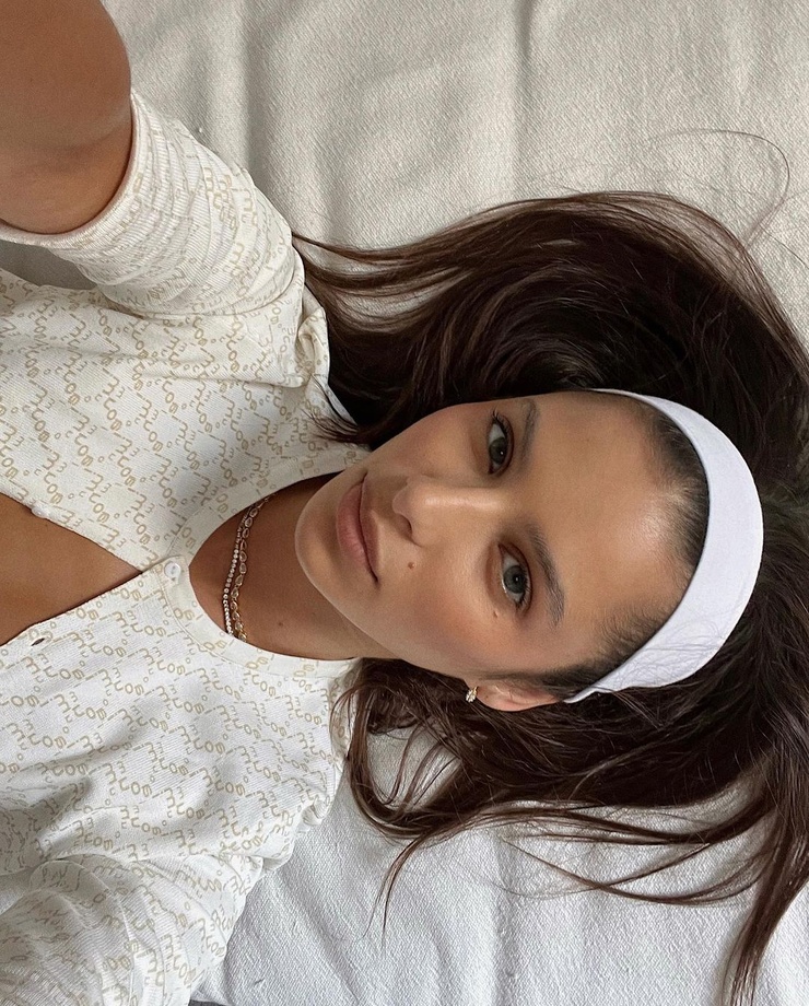 Bruna Lirio Bruna Lirio