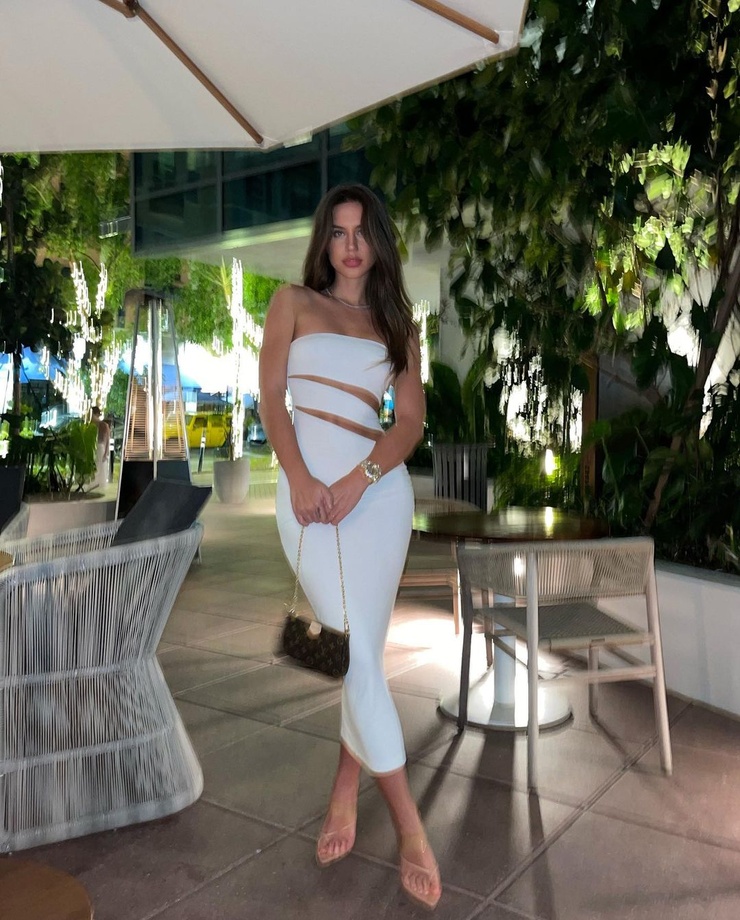 Brit Manuela (model)
