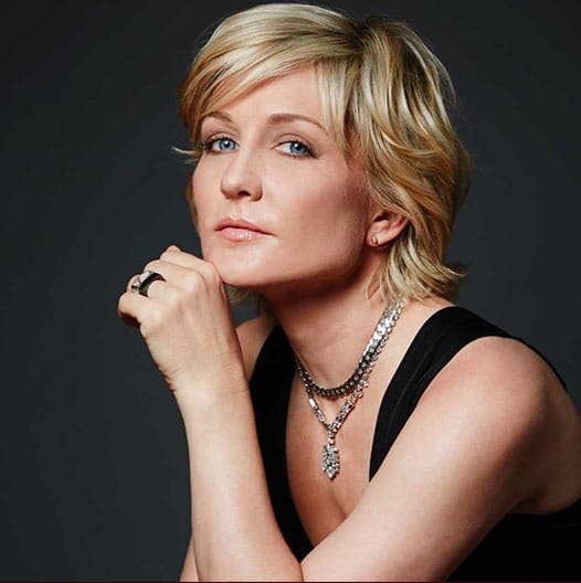 Amy Carlson