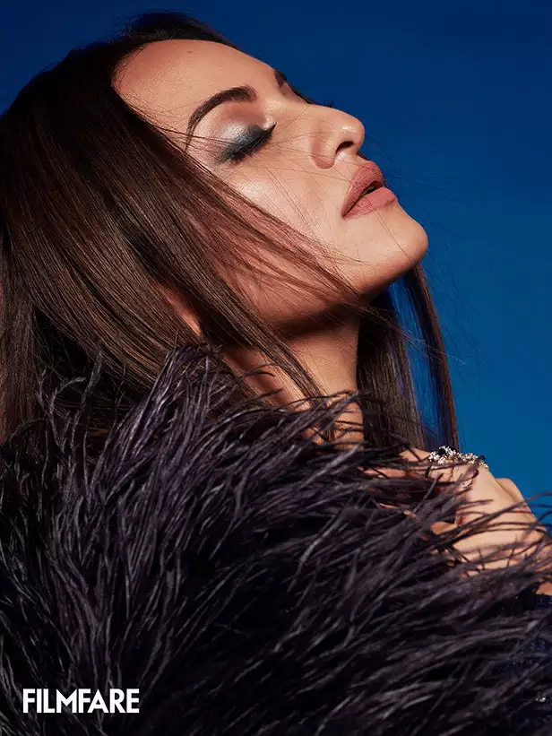 Sonakshi Sinha Sonakshi Sinha