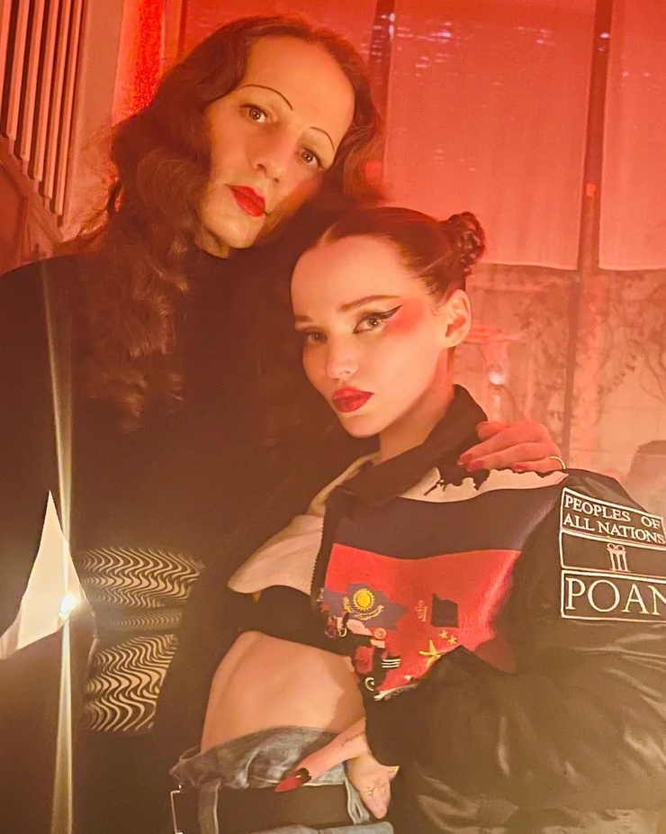 Dove Cameron
