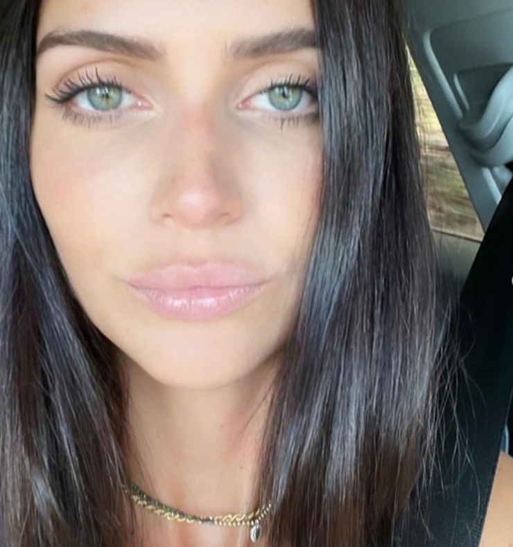 Zaira Nara