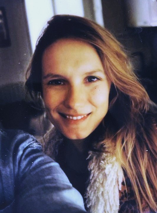 Ana Girardot