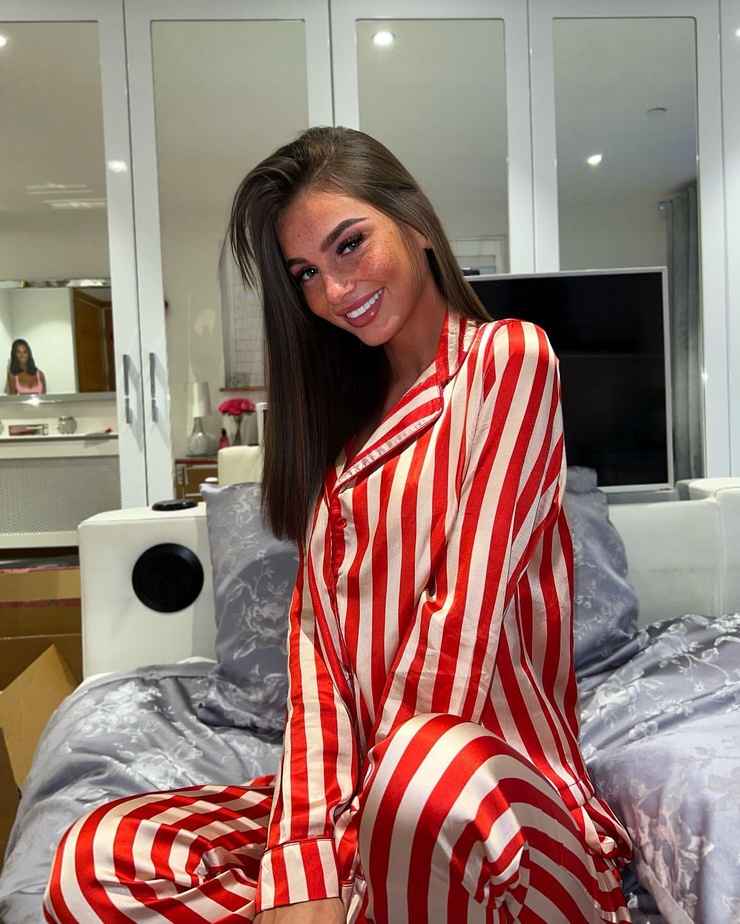 Maddy Cheary Maddy Cheary