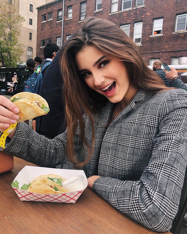 Bec Corosanite