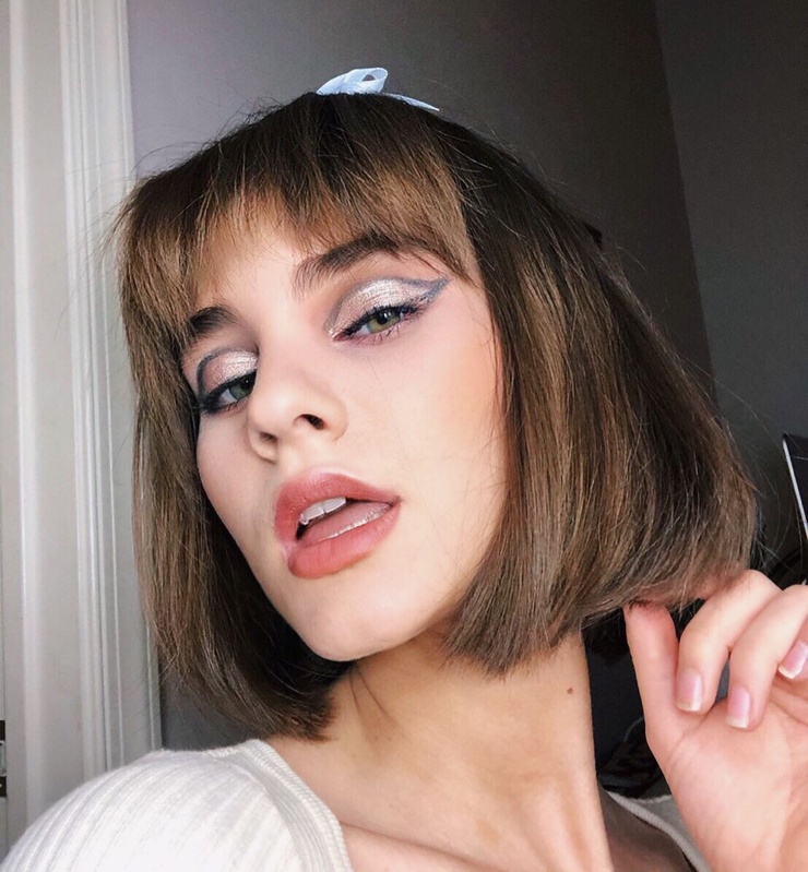 Bec Corosanite