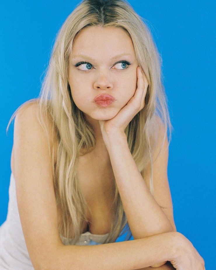 Ayla Fronek