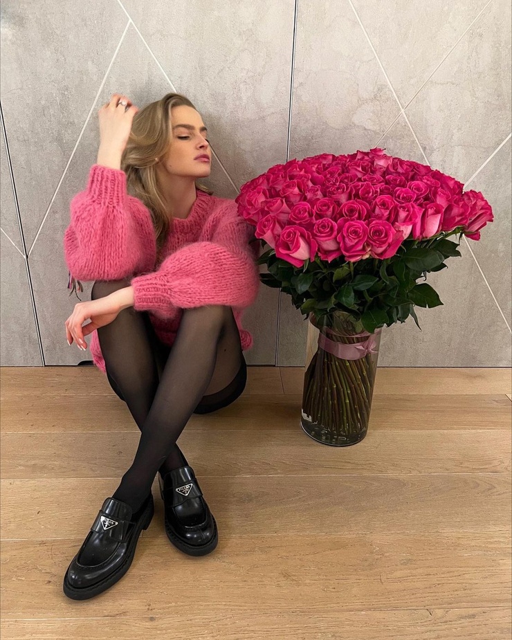 Karolina Pisarek Karolina Pisarek
