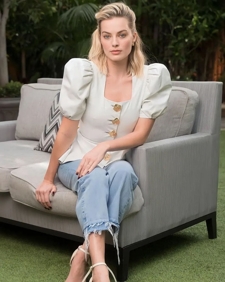 Margot Robbie