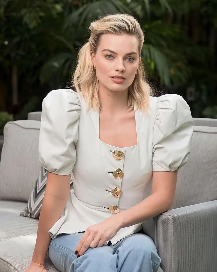 Margot Robbie