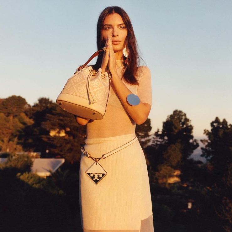 Emily Ratajkowski