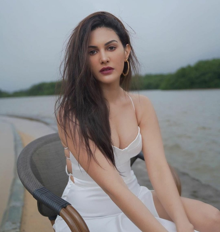 Amyra Dastur