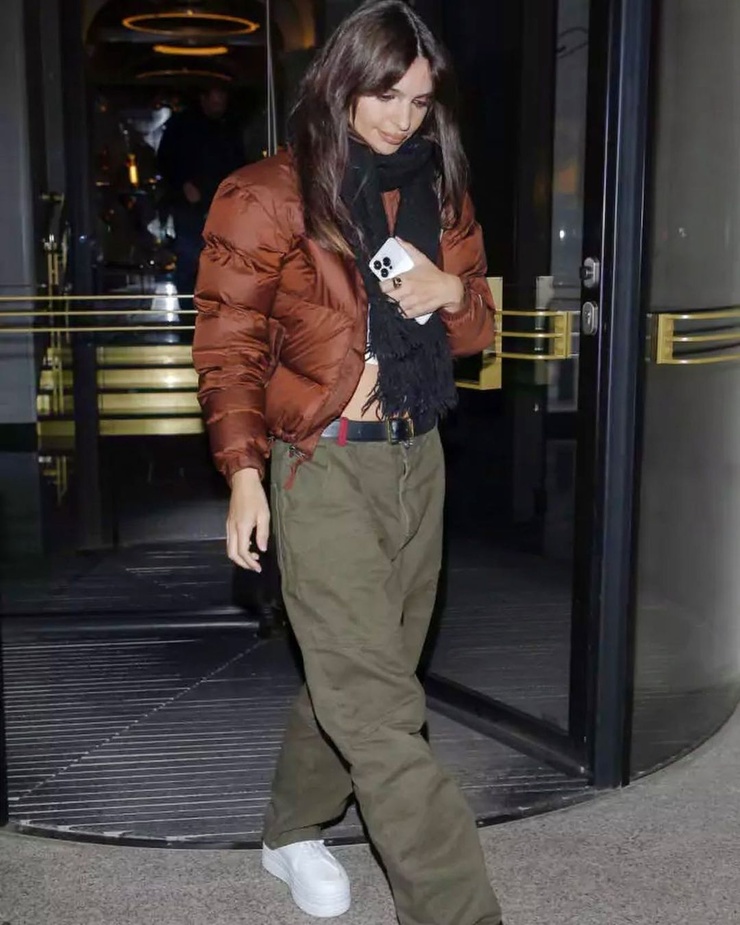 Emily Ratajkowski