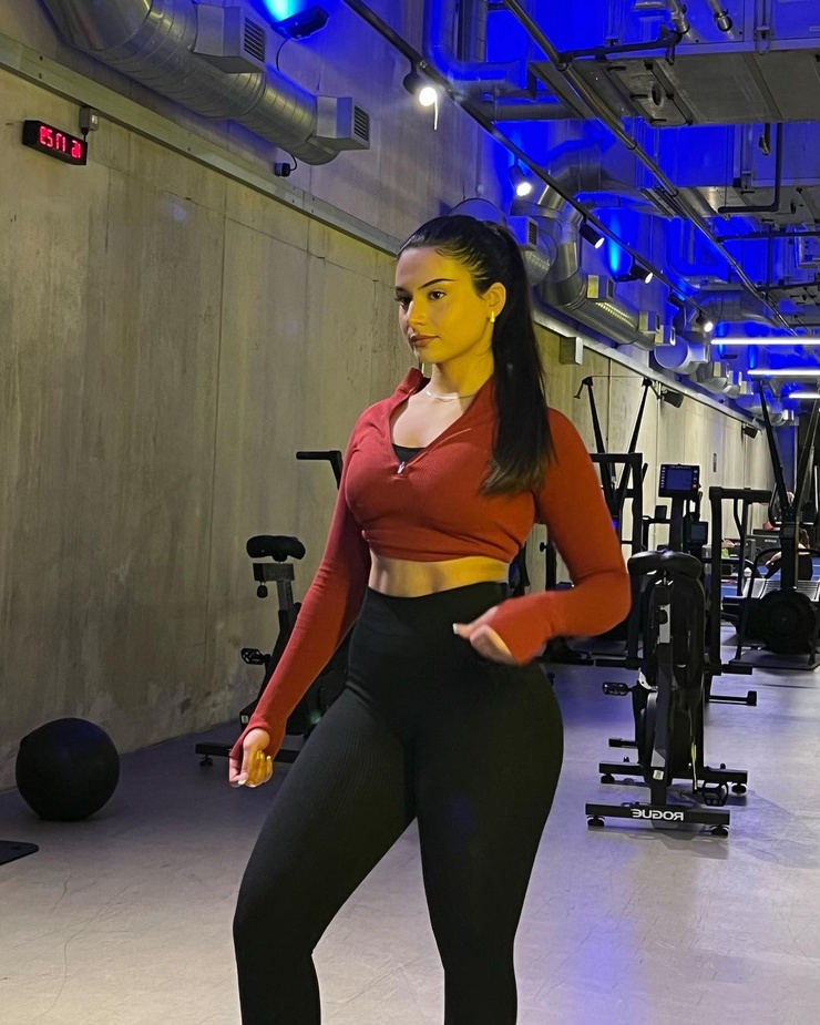 Tivneer Kaur