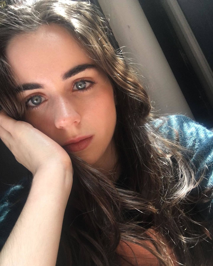 Sarah Desjardins Sarah Desjardins