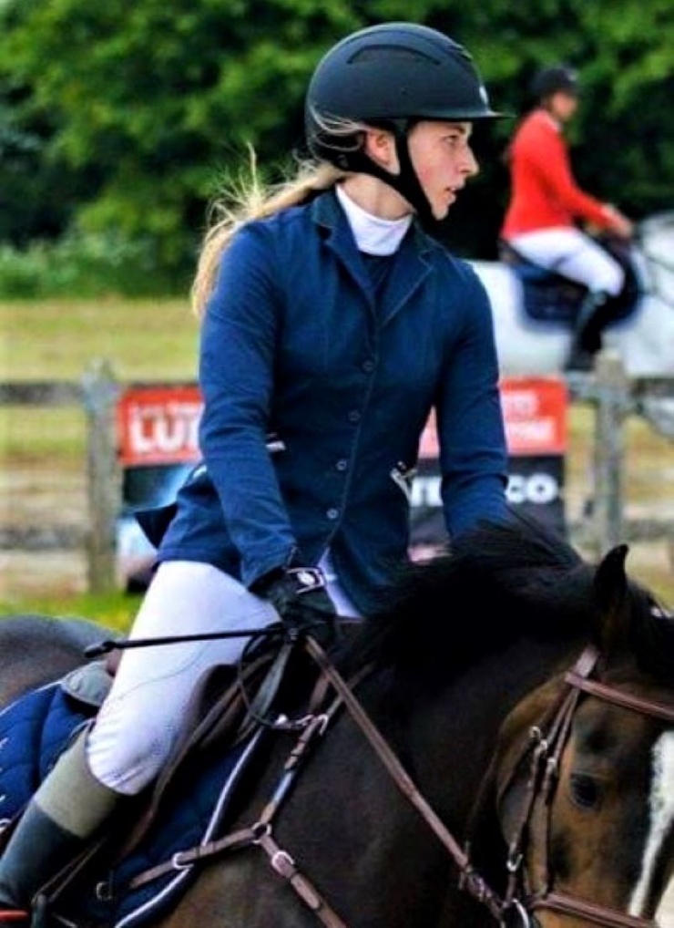 Evelyne Blaton