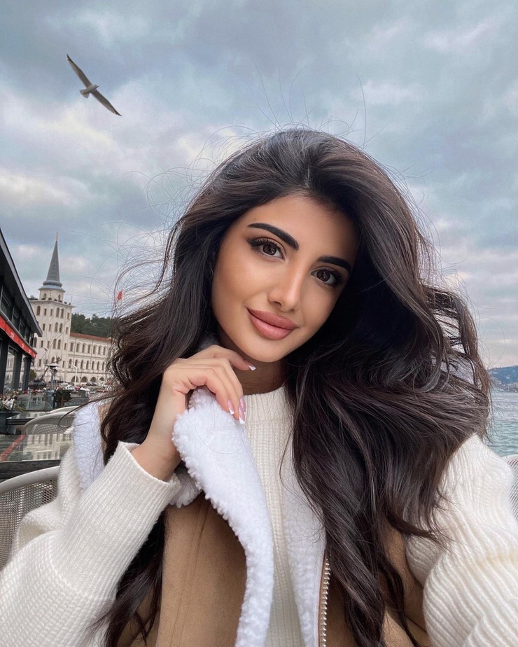 Vazifa Alekperova