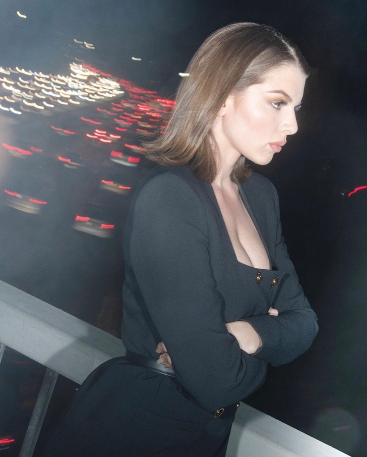 Julia Fox