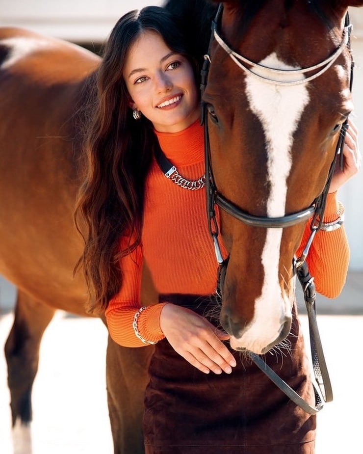 Mackenzie Foy