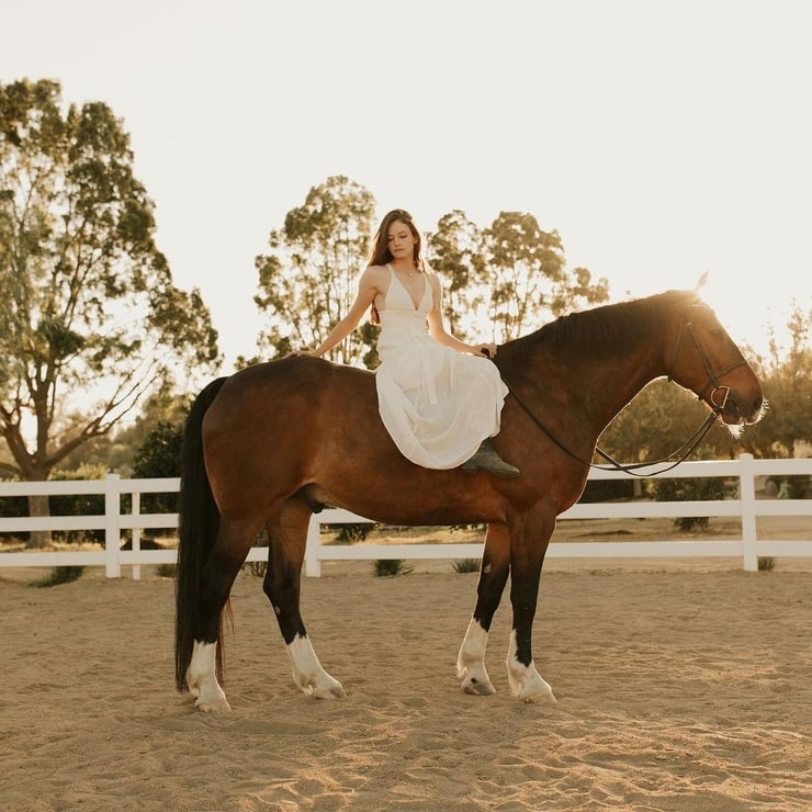 Mackenzie Foy