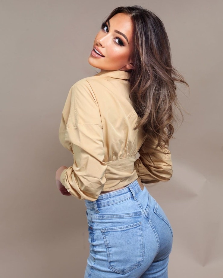 Laetitia Tribaldos Laetitia Tribaldos