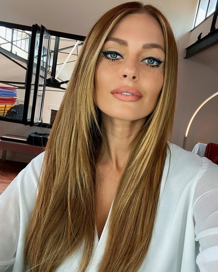 Caroline Receveur Caroline Receveur