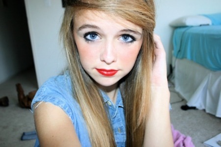 Acacia Brinley Clark