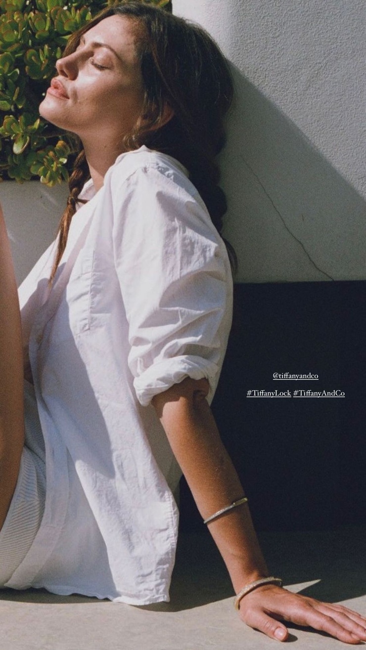 Phoebe Tonkin