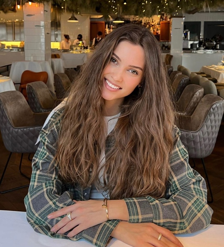 Ksenia Alexandrova Ksenia Alexandrova